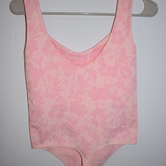 Free People Intimately Clean Lines Bodysuit In Pink Women’s M/L - Picture 2 of 3